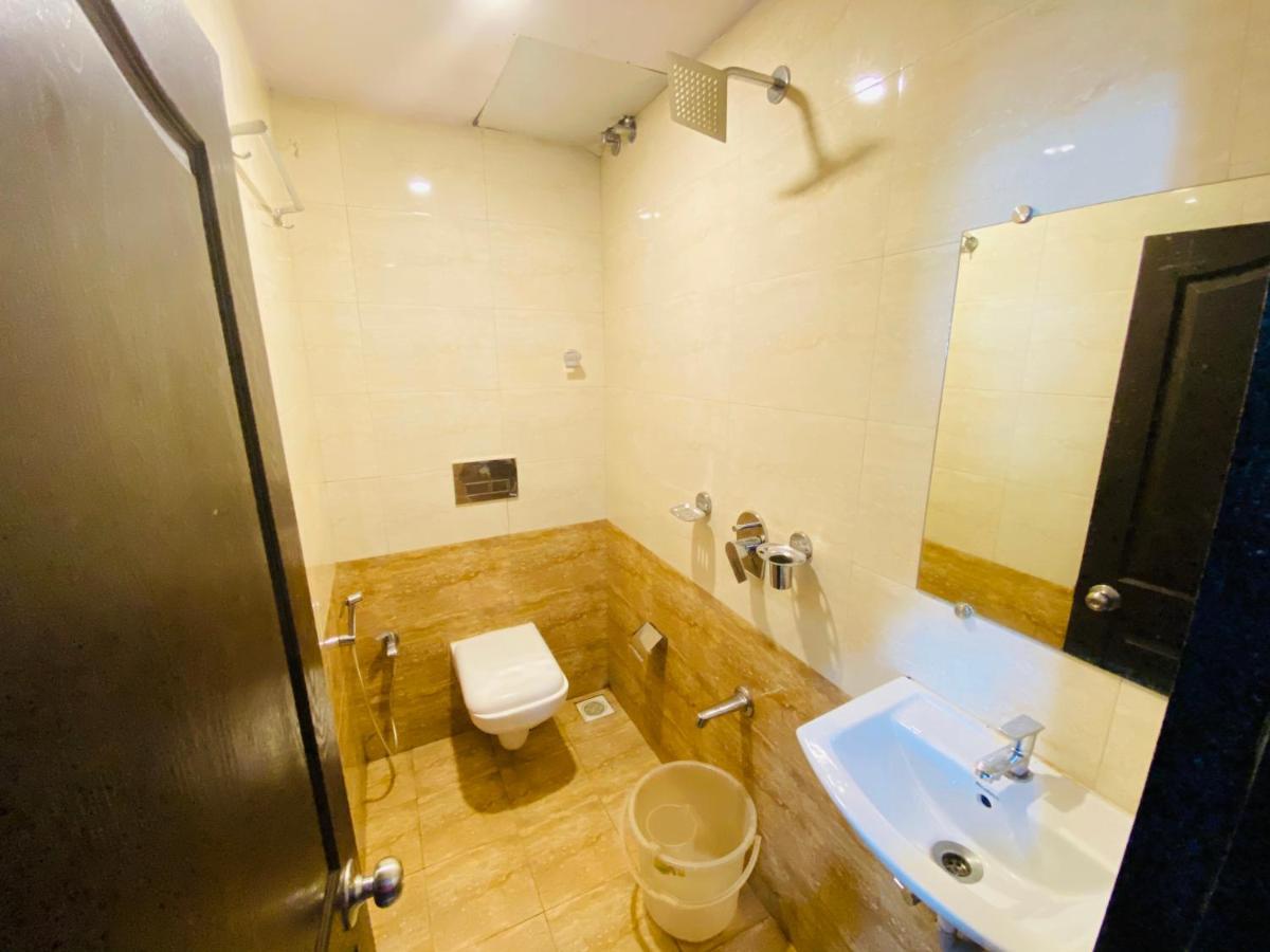 Airport Inn Residency Мумбай Екстериор снимка