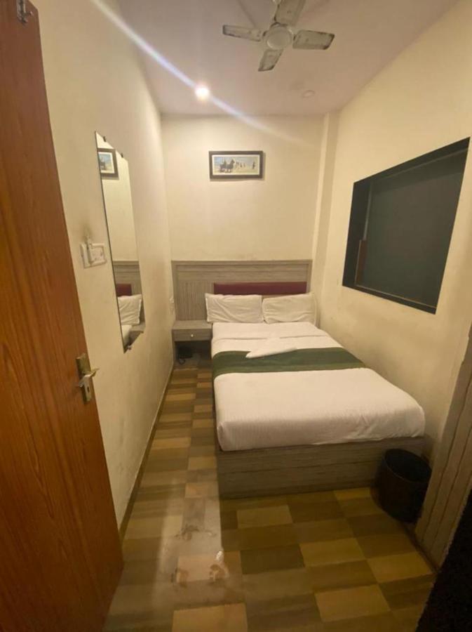 Airport Inn Residency Мумбай Екстериор снимка