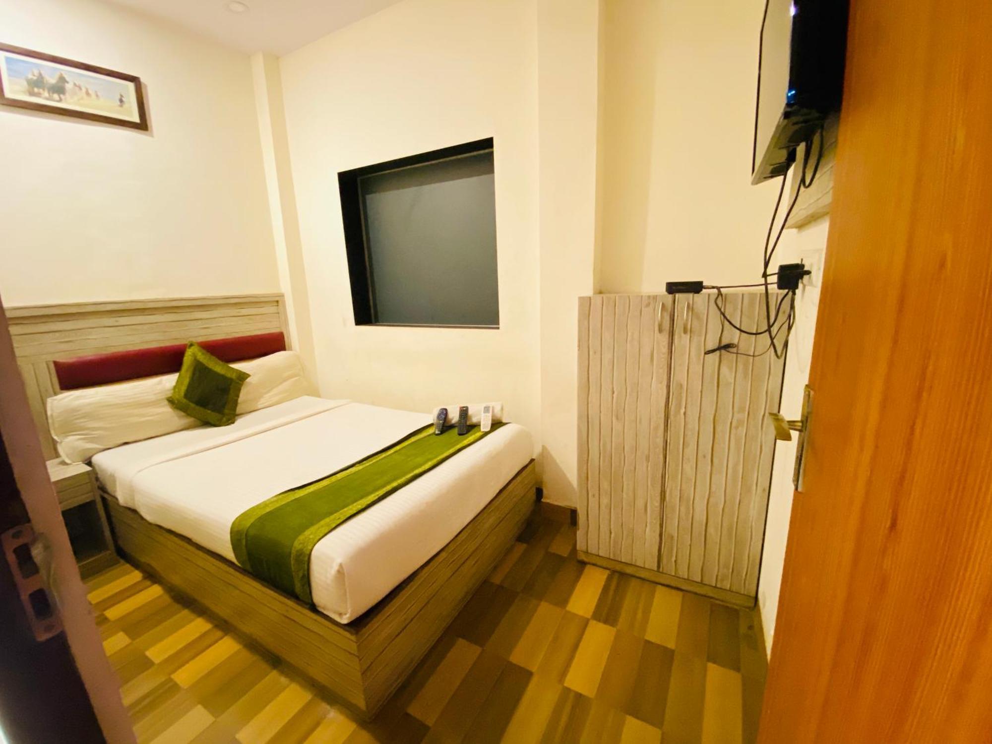 Airport Inn Residency Мумбай Екстериор снимка