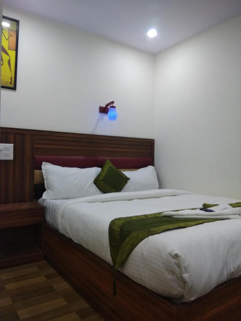 Airport Inn Residency Мумбай Екстериор снимка
