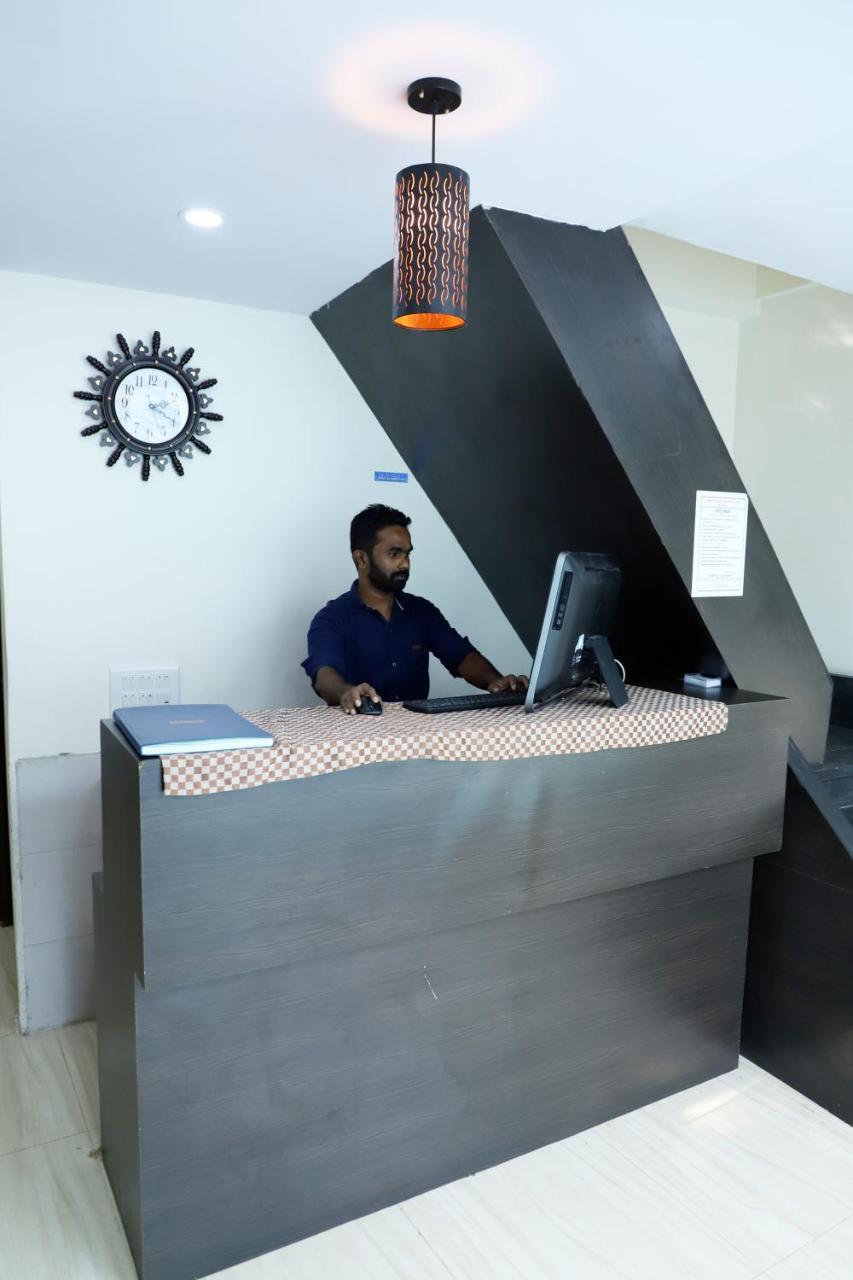 Airport Inn Residency Мумбай Екстериор снимка