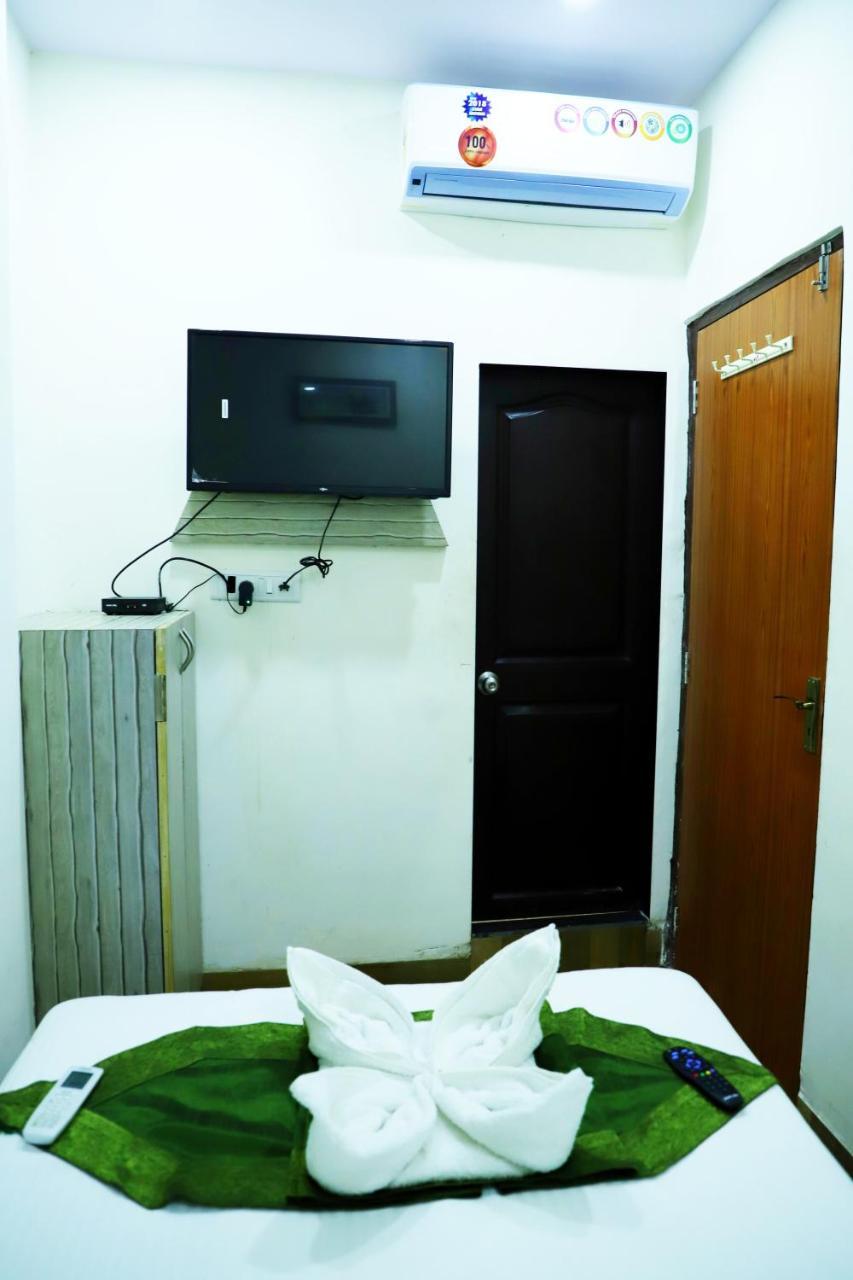 Airport Inn Residency Мумбай Екстериор снимка