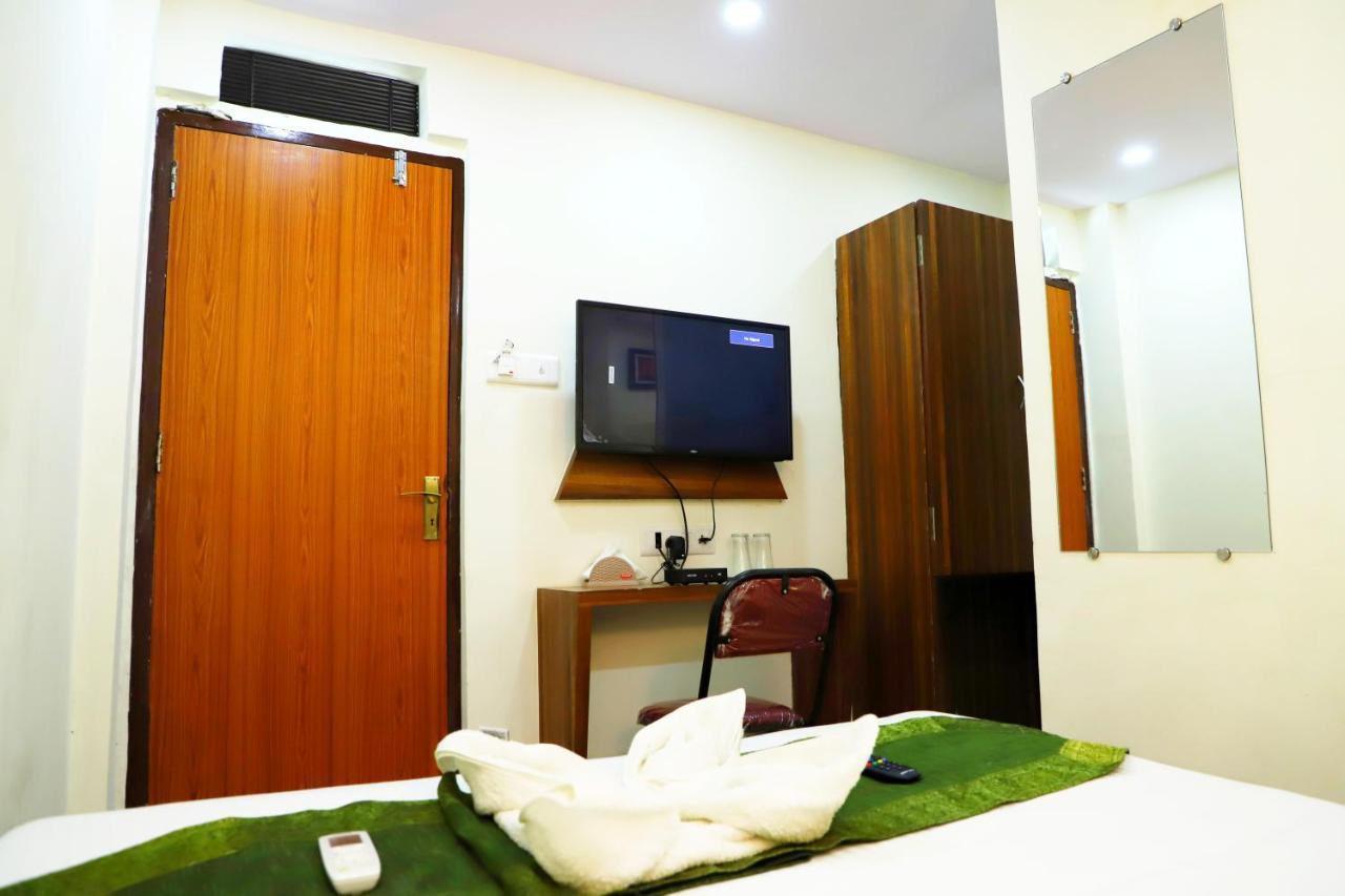 Airport Inn Residency Мумбай Екстериор снимка